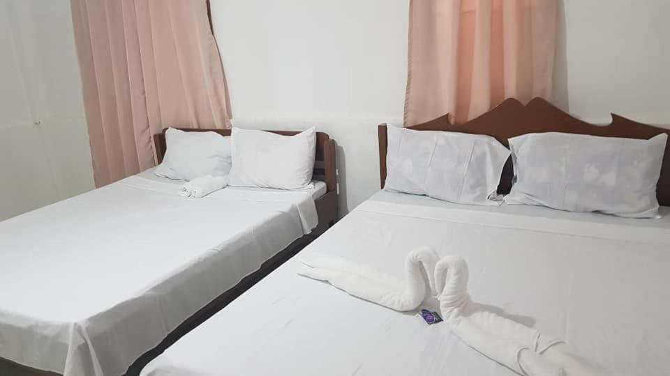 Lilys Guesthouse Корон Екстер'єр фото